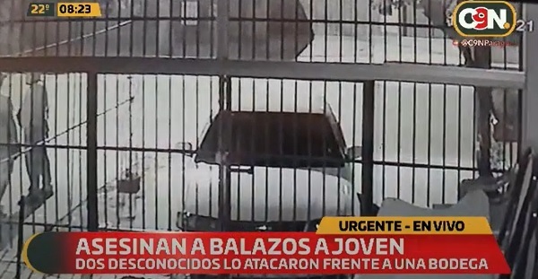 Joven es asesinado a balazos en una bodega