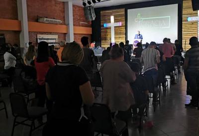 Nuevas medidas: actos de culto podrán realizarse con hasta 150 personas