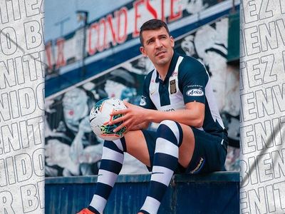 Alianza Lima presentó oficialmente a Édgar Benítez - Fútbol Internacional - ABC Color