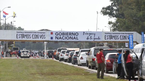 SEN pide "civilidad" a conductores en vacunatorio del ex Aratirí