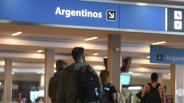 Diario HOY | Argentina denuncia a pasajero con variante delta que incumplió la cuarentena
