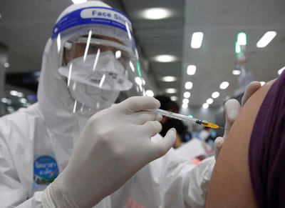 Salud analiza aplicar Pfizer como segunda dosis a quienes recibieron AstraZeneca - Noticiero Paraguay