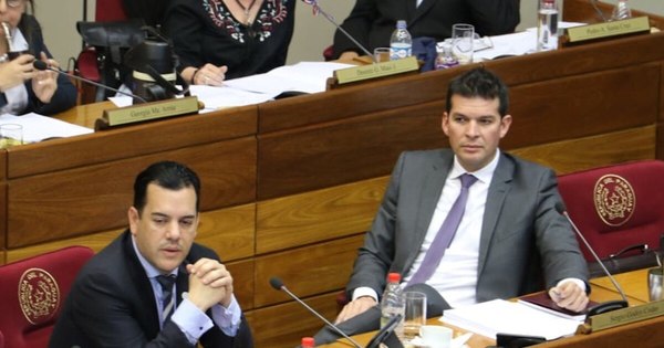 La Nación / “No tengo otra palabra que no sea asco”, dice Sergio Godoy tras “sesión lavandina”