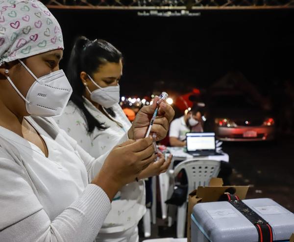 COVID-19: Paraguay alcanzó el millón de vacunados y registra descenso de contagiados - MarketData