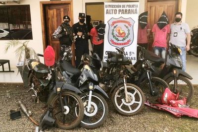 Detienen a tres personas y recuperan cinco motos hurtadas - ABC en el Este - ABC Color