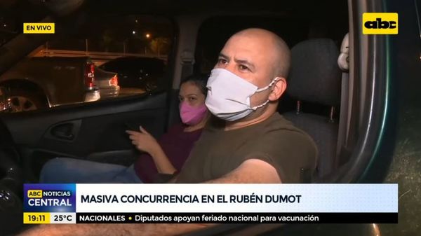 Masiva concurrencia en el Rubén Dumot - ABC Noticias - ABC Color
