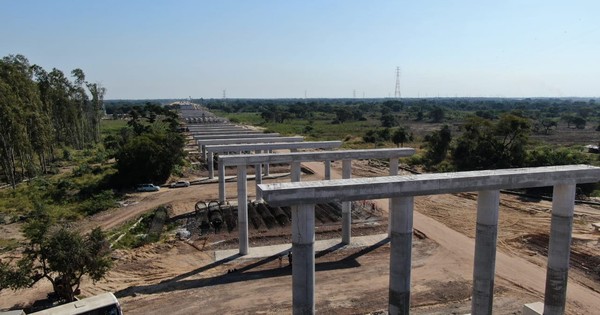 La Nación / Estructura de acceso para puente Héroes del Chaco avanza aceleradamente