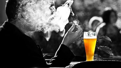 Un caso de cáncer cada 25 está vinculado al consumo de alcohol, alerta un estudio