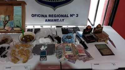 Mujer detenida con todo tipo de drogas