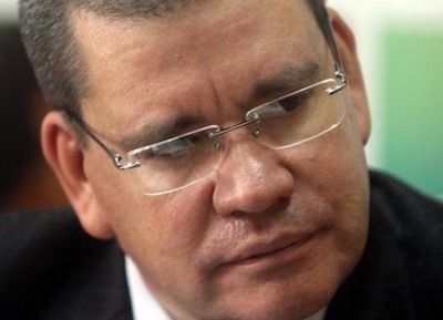 Diario HOY | Abdo Benítez estuvo en conocimiento del blanqueo en el Senado, afirman