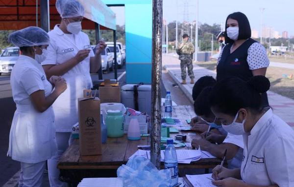 Salud: habilitan más vacunatorios sin tener en cuenta la terminación de cédula