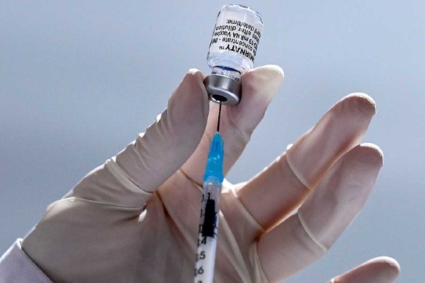 La OMS advierte “un caos” si la gente empieza a mezclar vacunas contra el coronavirus | .::Agencia IP::.