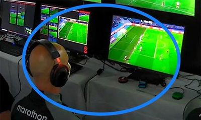 Atención: el VAR sí tuvo la toma completa de la jugada y el árbitro tampoco vio al jugador que habilitaba - Cerro Porteño - ABC Color
