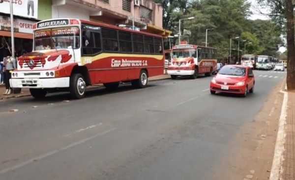 Colectiveros van a paro indefinido desde este jueves en CDE