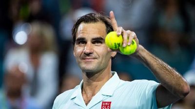 Una subasta de objetos de Federer recauda casi 4 millones de euros
