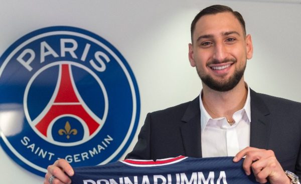 «Gigio» Donnarumma, el mejor portero de la Euro, firma hasta el 2026 con el PSG