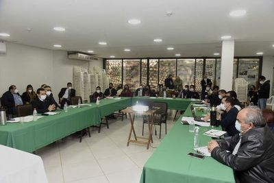 A medida que se acorta el plazo para revisar el Anexo C, los rumores alarmistas aumentan - Nacionales - ABC Color