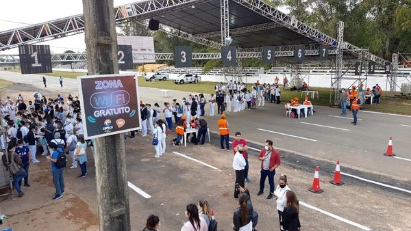 Copaco instala accesos a internet wifi libre en el mega vacunatorio autódromo Rubén Dumot | Ñanduti