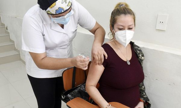 Hospital San Pablo: segunda dosis para embarazadas están garantizadas - Nacionales - ABC Color