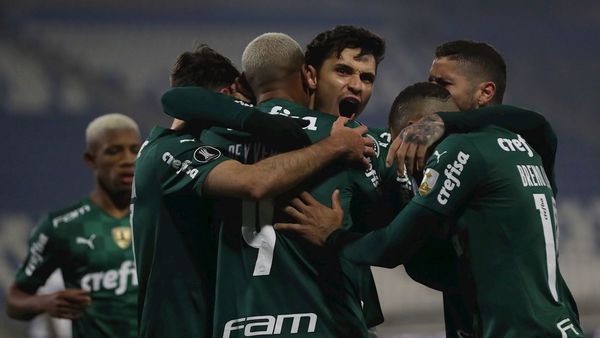 Gracias al VAR, Palmeiras se impone en Chile