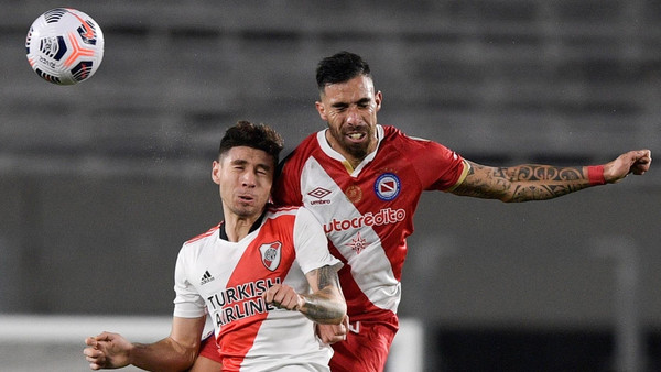 Tregua entre River Plate y Argentinos Juniors en la ida