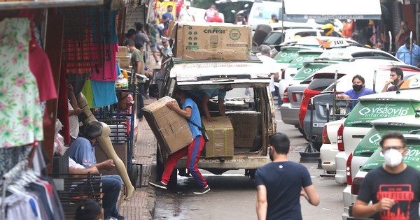 La Nación / La confianza del consumidor mejoró en junio del 2021