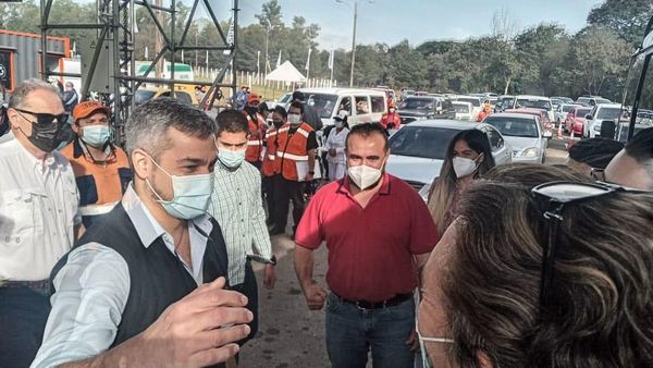 Marito visitó el megavacunatorio y pidió avanzar con plan de vacunación masiva