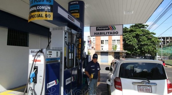 Petropar se une a reajuste del precio del combustible - Noticiero Paraguay