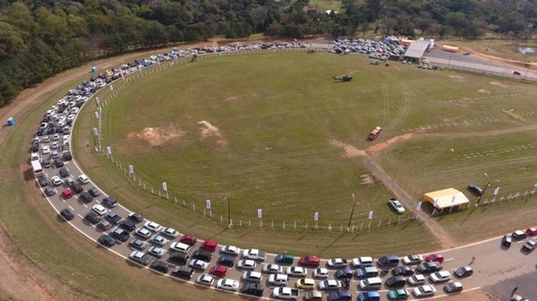 Diario HOY | Feriado para vacunar generará pérdida de US$ 64 millones, advierten