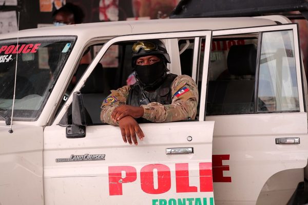 La Policía de Haití dijo que detuvo a dos nuevos sospechosos del magnicidio del presidente | Ñanduti