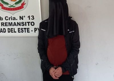 Chileno detenido cuando hurtaba dinero de vehículo estacionado en un súper – Diario TNPRESS