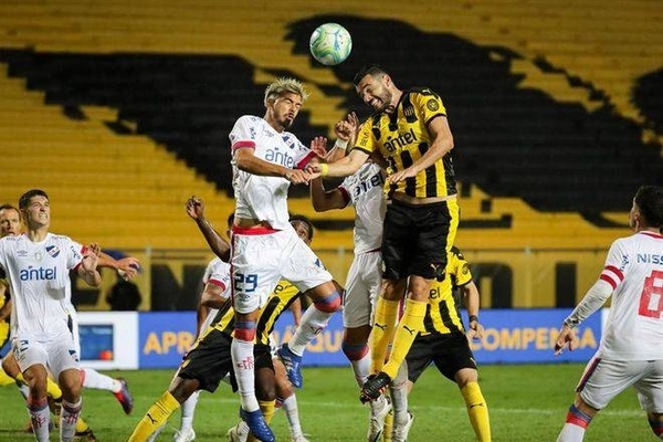 Diario HOY | La eterna rivalidad uruguaya se mide por primera vez en la Sudamericana