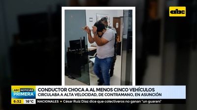 Conductor en contramano choca a, al menos, cinco vehículos - ABC Noticias - ABC Color