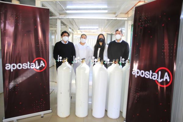 Apostala amplía donación de insumos para hospital de Ciudad del Este - Empresariales - ABC Color