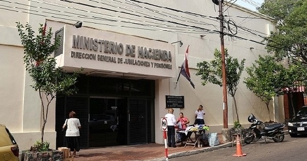 La Nación / Hacienda buscará oxigenar déficit de la caja fiscal con proyecto de ley de emergencia