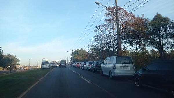 Rechazan proyecto de ley para declarar feriado para vacunación contra el covid - La Clave