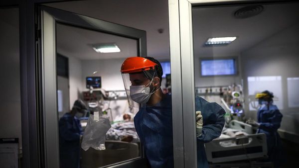 Argentina inicia 5 días de duelo tras llegar a 100.000 muertes por Covid