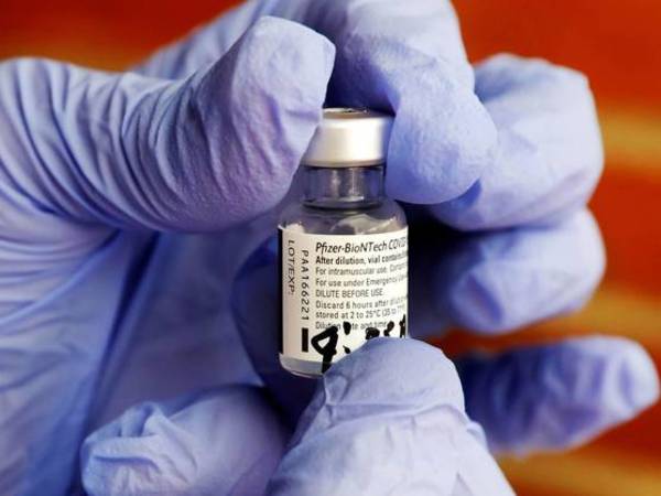 Tras Israel y Francia, China se plantea aplicar una dosis de refuerzo de Pfizer a los vacunados - ADN Digital