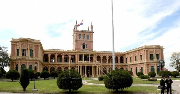 Diario HOY | Ejecutivo ve ilógico declarar feriado este lunes y se analizaría otra fecha