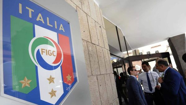 Italia estudia presentar candidatura para Eurocopa 2028 o Mundial 2030