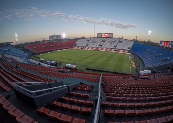 Desde la APF arman plan piloto para el retorno del público a los estadios