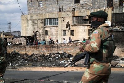 Aumentaron a 117 los muertos por la ola de violencia en Sudáfrica | OnLivePy