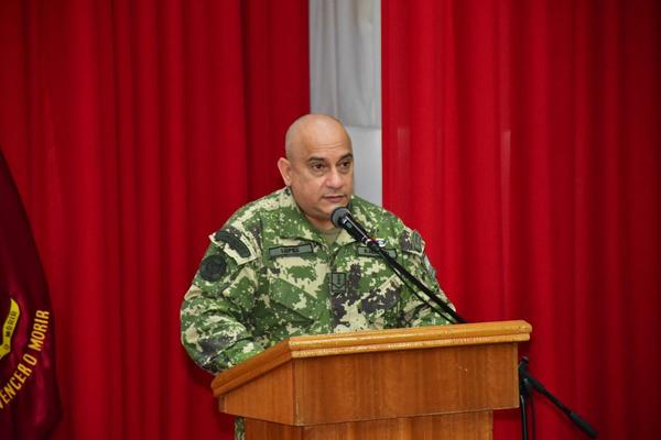 Mandatario nombra a nuevo comandante interino de Defensa Interna | .::Agencia IP::.