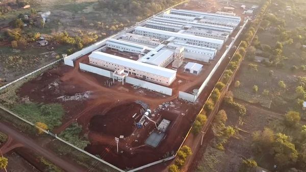 Futura penitenciaría de Minga Guazú alcanzó 88% de avance - ABC en el Este - ABC Color