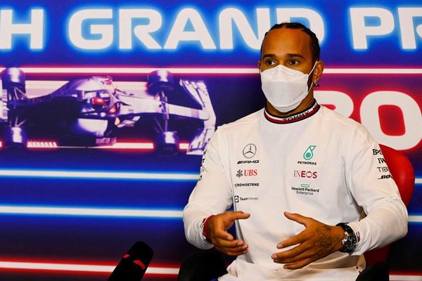 En Silverstone, Hamilton necesita empezar a recortar a Verstappen - Automovilismo - ABC Color