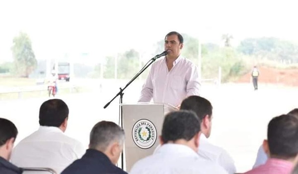 Gobernador presentó rendición de cuentas de recursos de Fonacide - Noticiero Paraguay