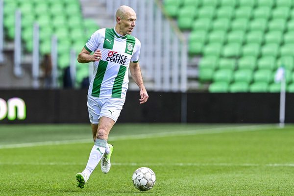 Robben cuelga los botines de forma definitiva | El Independiente