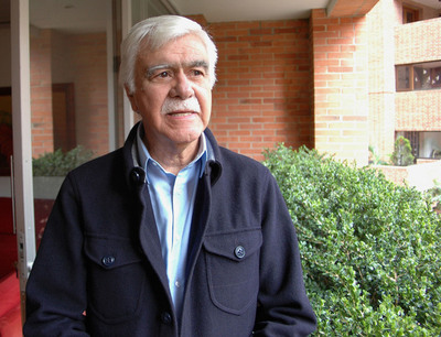 Fallece a los 81 años el escritor y cronista colombiano Germán Castro Caycedo - MarketData