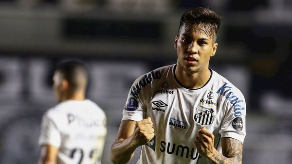 Santos saca ventaja en la ida ante Independiente