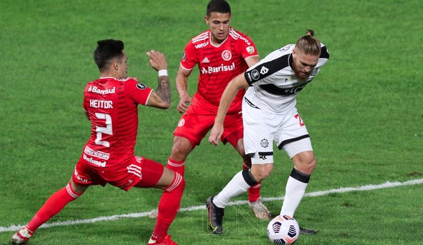 Olimpia perdonó demasiado y se resigna con empate sabor a poco